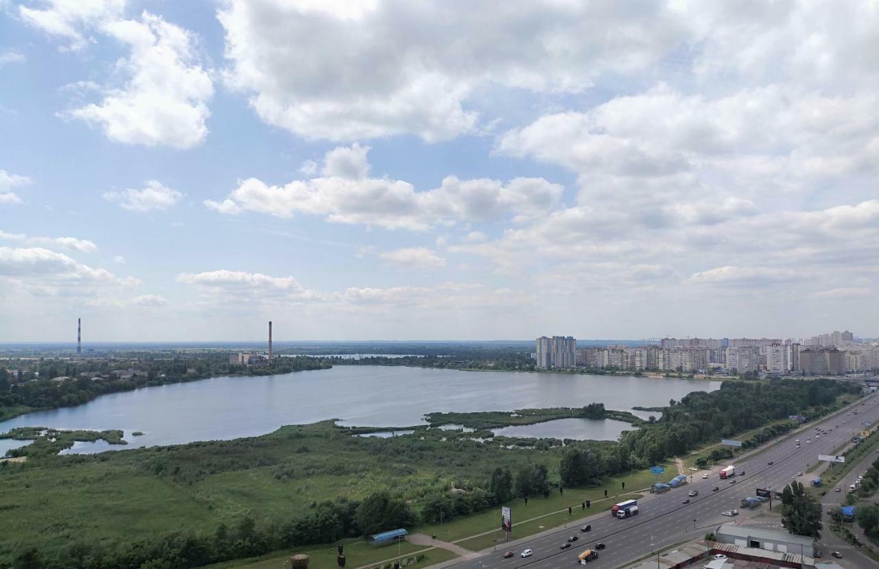 Solo Apartment Kamenskaya Kiev Esterno foto